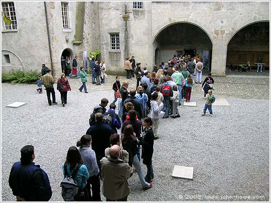 2003.12.10 - Gruyères